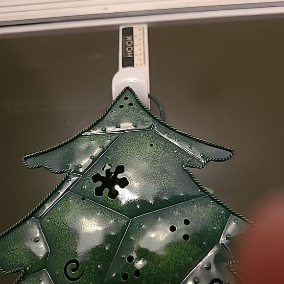 Hanging Christmas Candle Holder - Picture 6 of 11